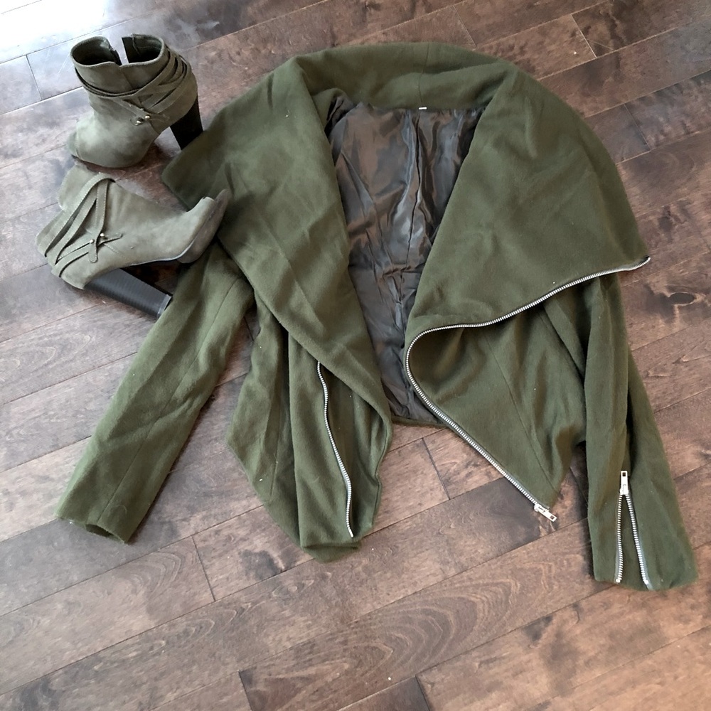 Green blazer coat
